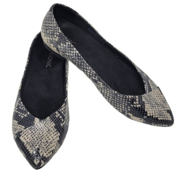 VIONIC Caballo Snake Slip On Flats Point Toe Comfort Orthopedic Shoes - Picture 2 of 11